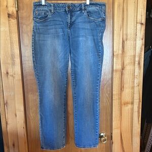 Kut from the Kloth Straight Leg Blue Jeans With Stretch